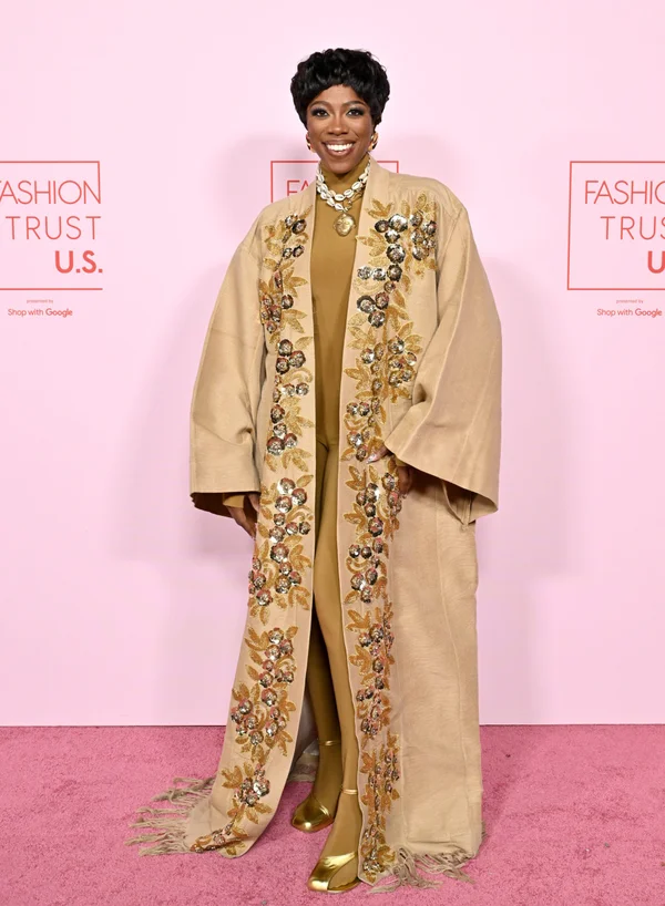 fashion trust red carpet best dressed advisor mag